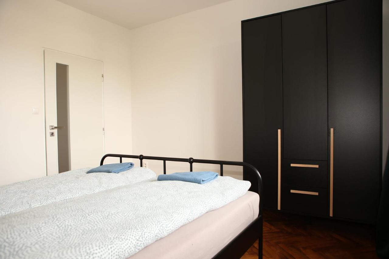 New Colorful Apartment With Big Balcony Bratislava Ngoại thất bức ảnh